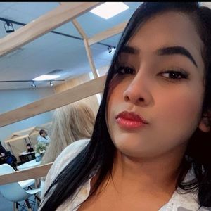 Meet your Posher, Fernanda